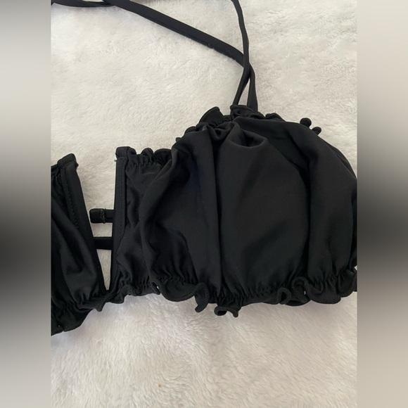 Zaful size small Black Ruched Bikini Top - Picture 2 of 5